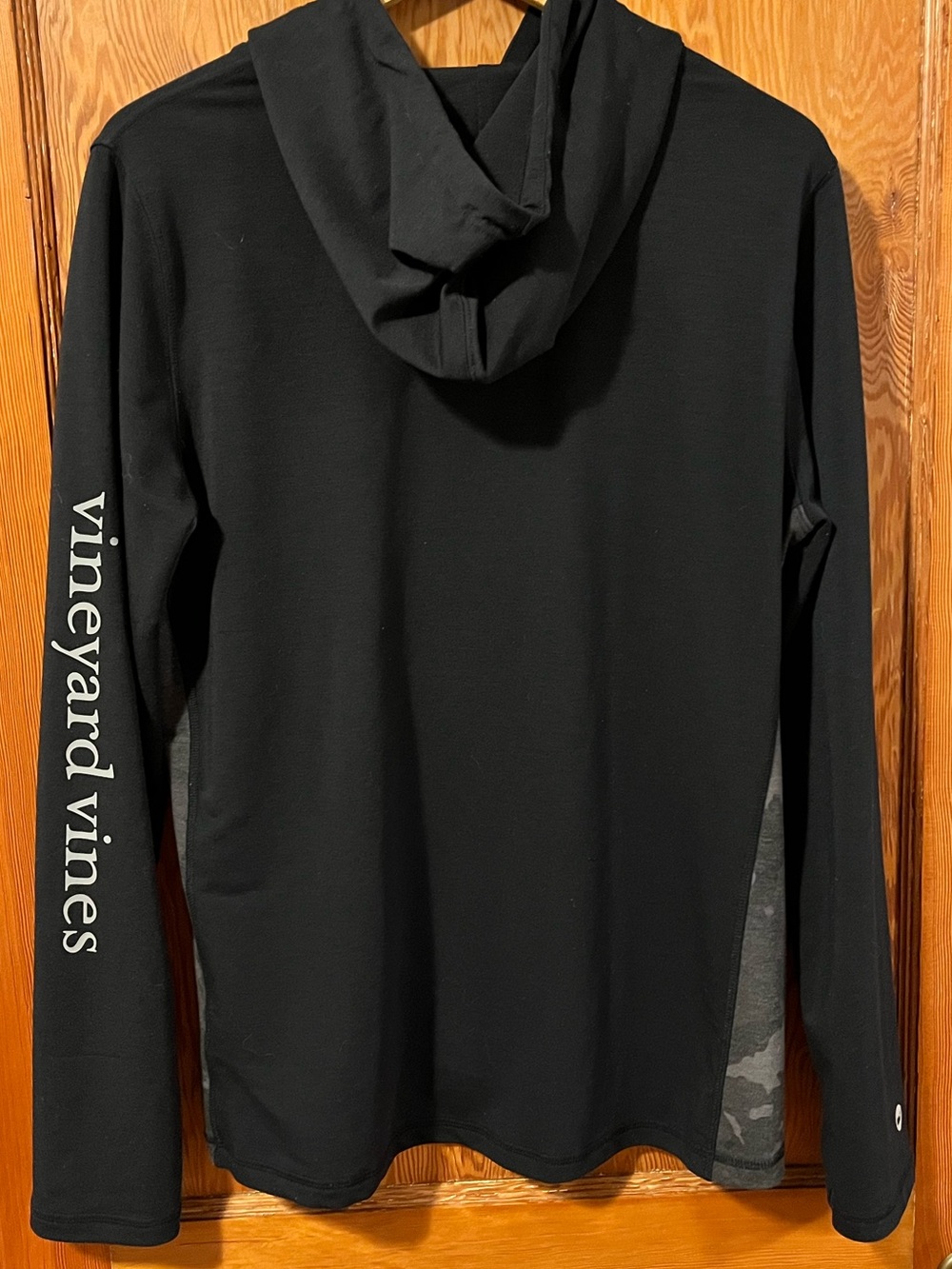Vineyard Vines Black Performance Pullover Hoodie with Gray Camo Side Panels - Picture 3 of 6